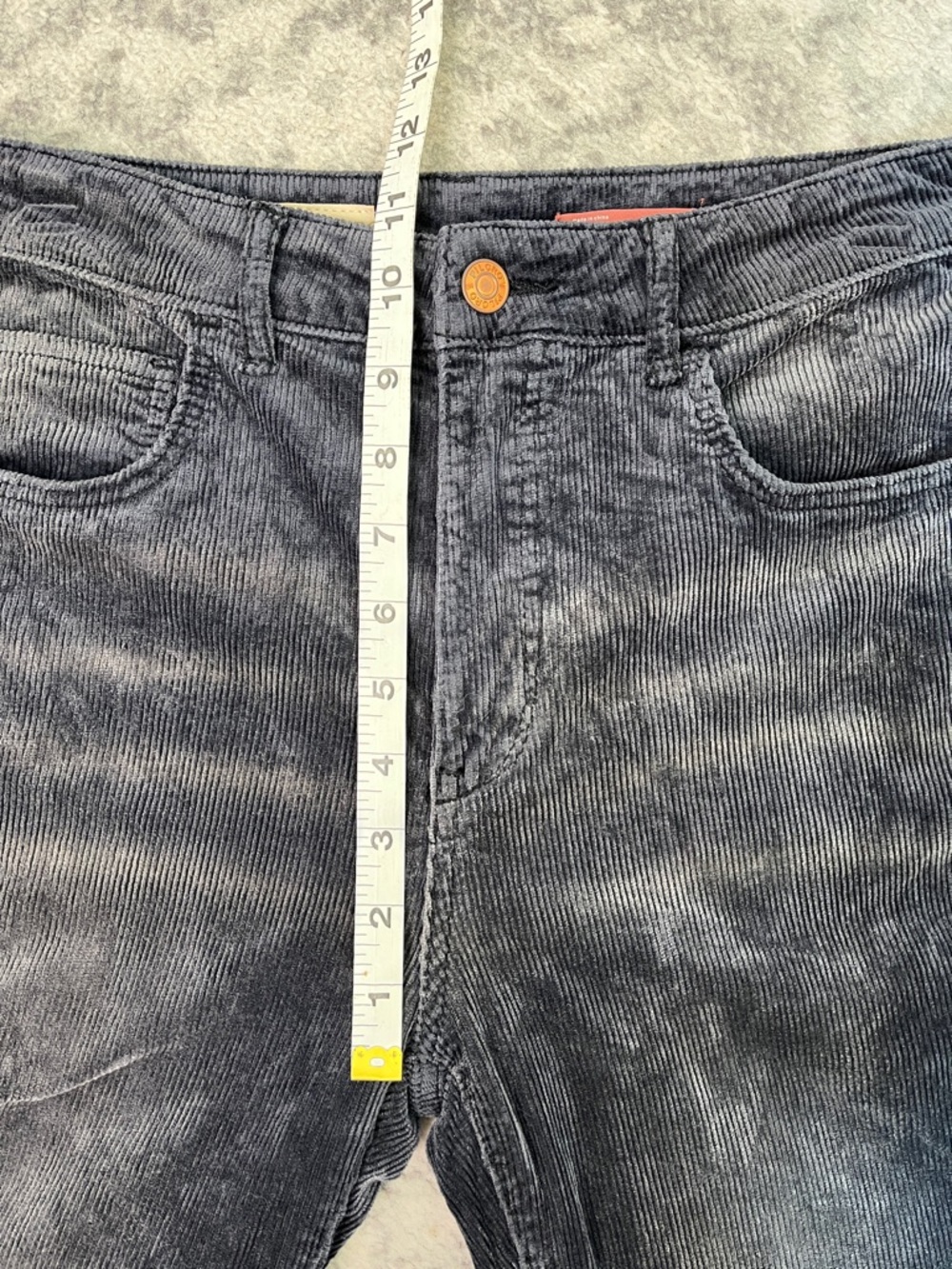 PILCRO BY ANTHROPOLOGIE THE ICON CORDUROY FLARE PANTS DARK GRAY SZ 28 31 inseam - Picture 10 of 14